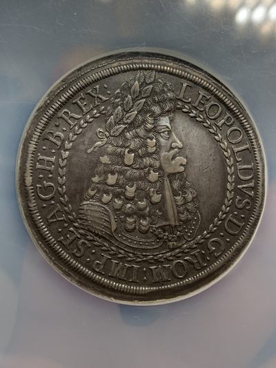 《竞宝斋》第224场-周日，周一，周二 3场 (全场包邮) - NGC AU53 神圣罗马帝国 1686-96年 利奥波德一世 大波浪 2泰勒 57克的超大银币  原味好细节