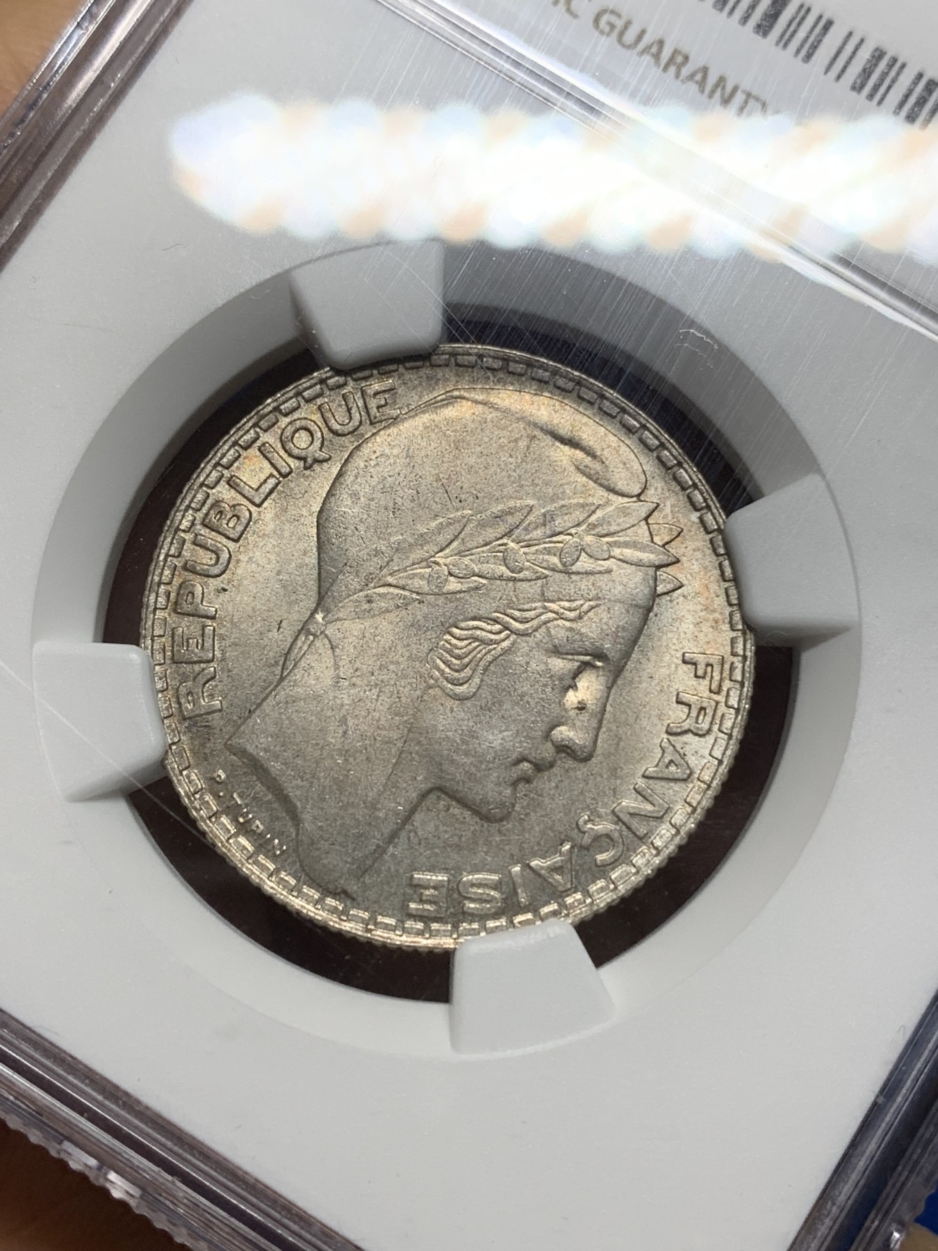 《竞宝斋》第224场-周日，周一，周二 3场 (全场包邮) NGC MS64 法国1931年谷物女神10法郎银币