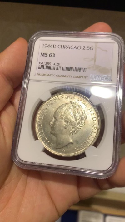 《竞宝斋》第224场-周日，周一，周二 3场 (全场包邮) NGC MS63 荷属库拉索1944D女王威廉明娜2.5盾银币