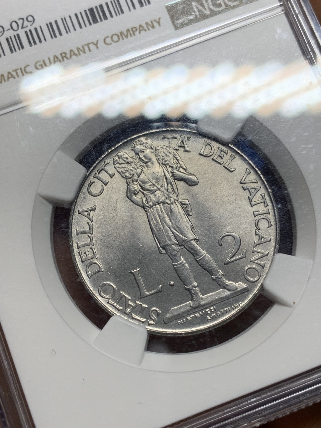 《竞宝斋》第225场-周日，周一，周二 3场 (全场包邮) NGC MS65 梵蒂冈1941年2里拉，高分好品