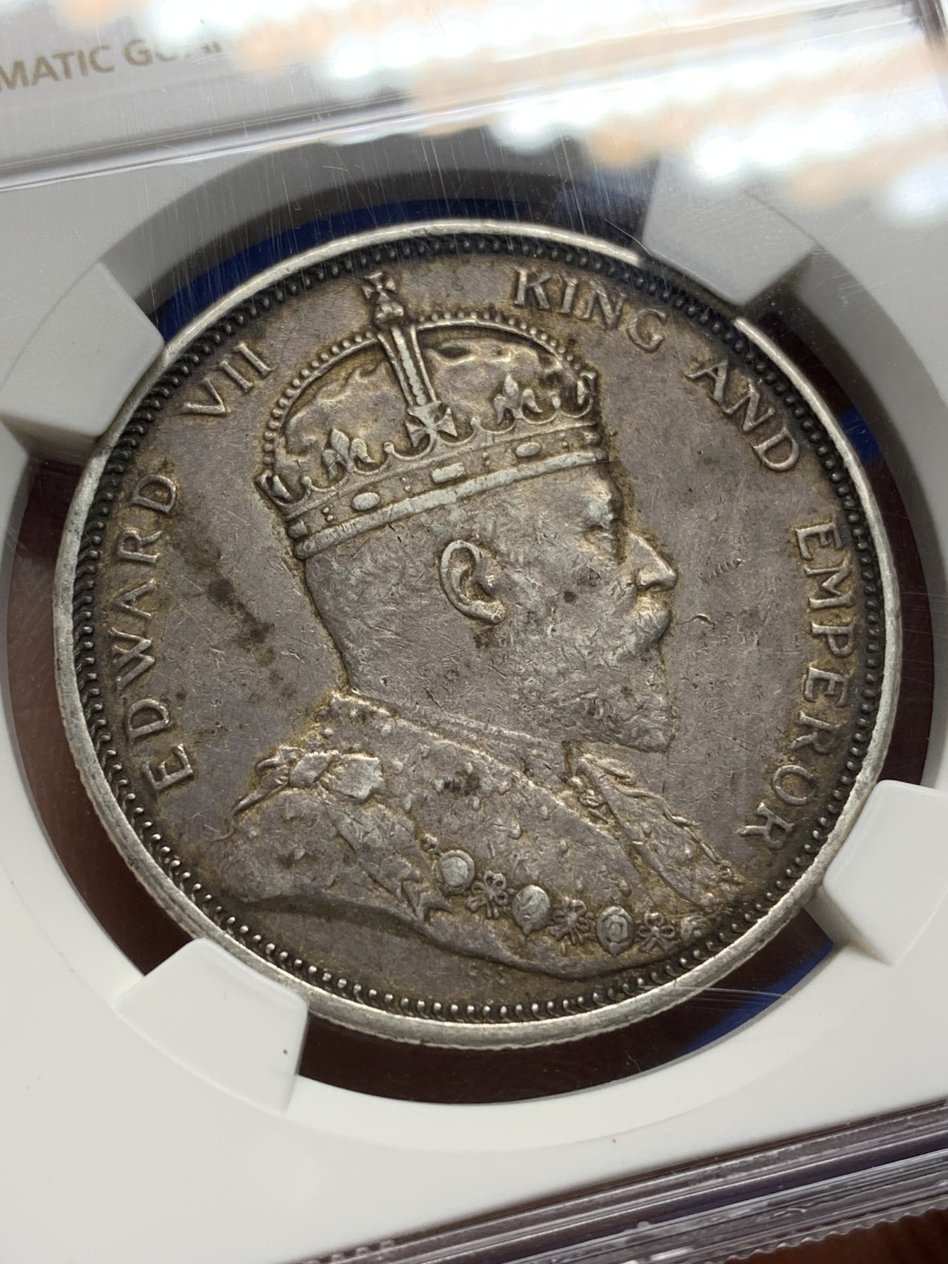 《竞宝斋》第225场-周日，周一，周二 3场 (全场包邮) NGC AU58 1903 爱七 海峡一元大样 大银币 原味深彩包浆 可藏