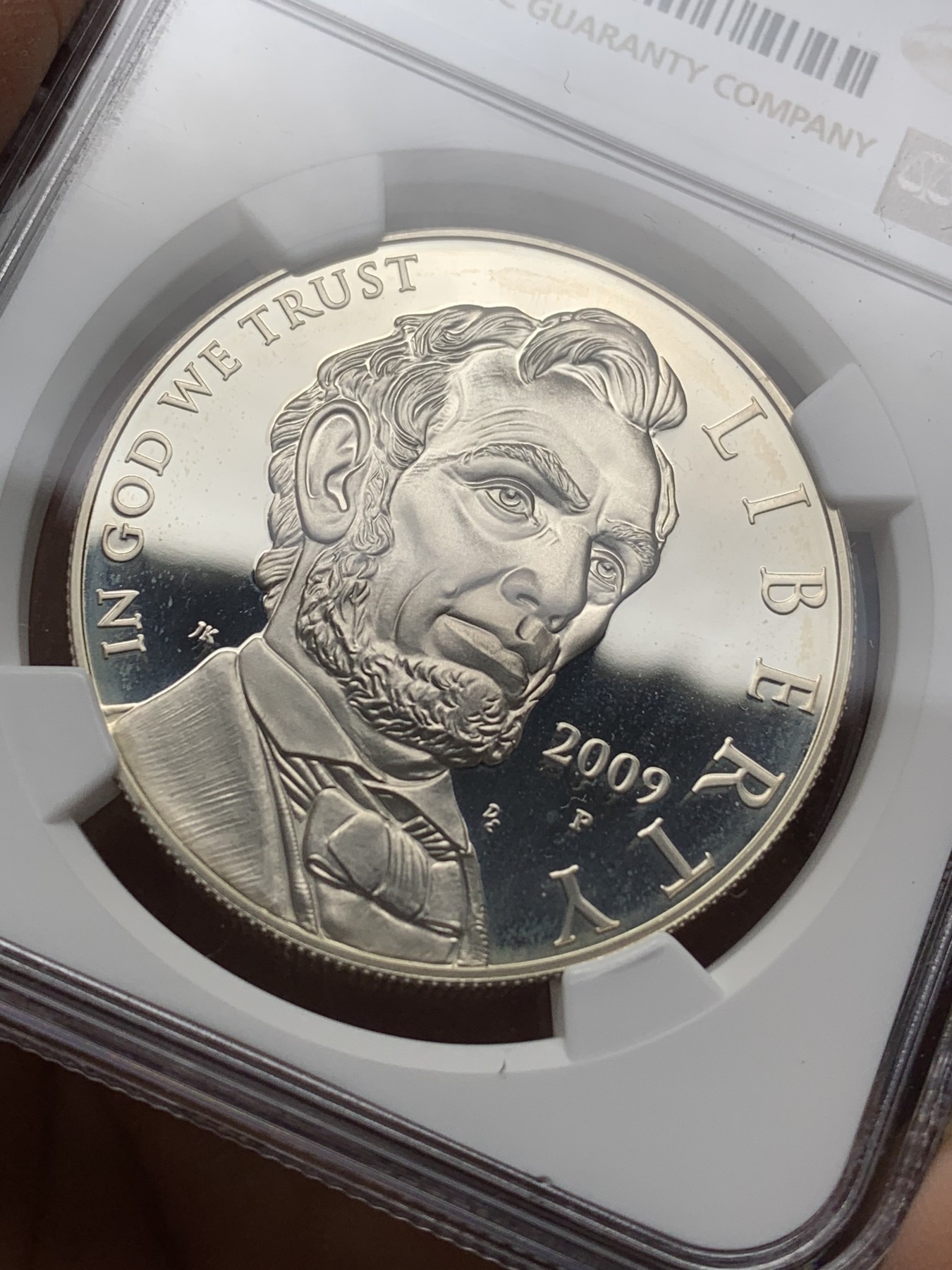 《竞宝斋》第225场-周日，周一，周二 3场 (全场包邮) NGC PF69UC 美国2009年林肯1美元大银币