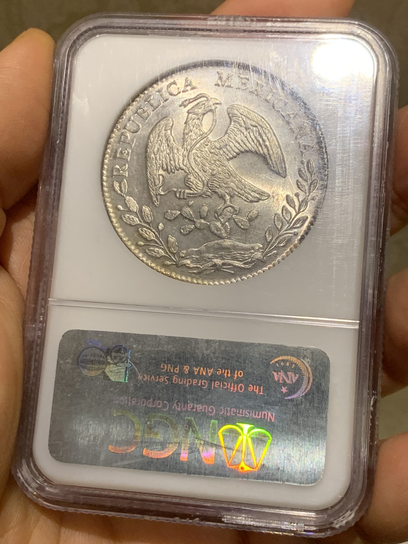 《竞宝斋》第225场-周日，周一，周二 3场 (全场包邮) NGC MS63 墨西哥1875年Go版花边鹰洋8瑞尔银币 中期鹰 状态极佳