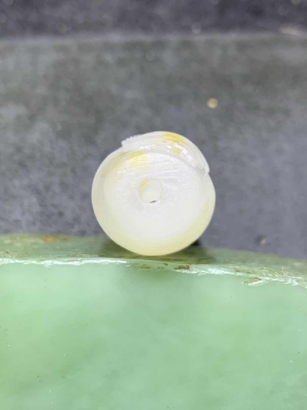 精美亚光高玉化海洋玉髓手工俏色巧雕龙鱼大桶珠一个