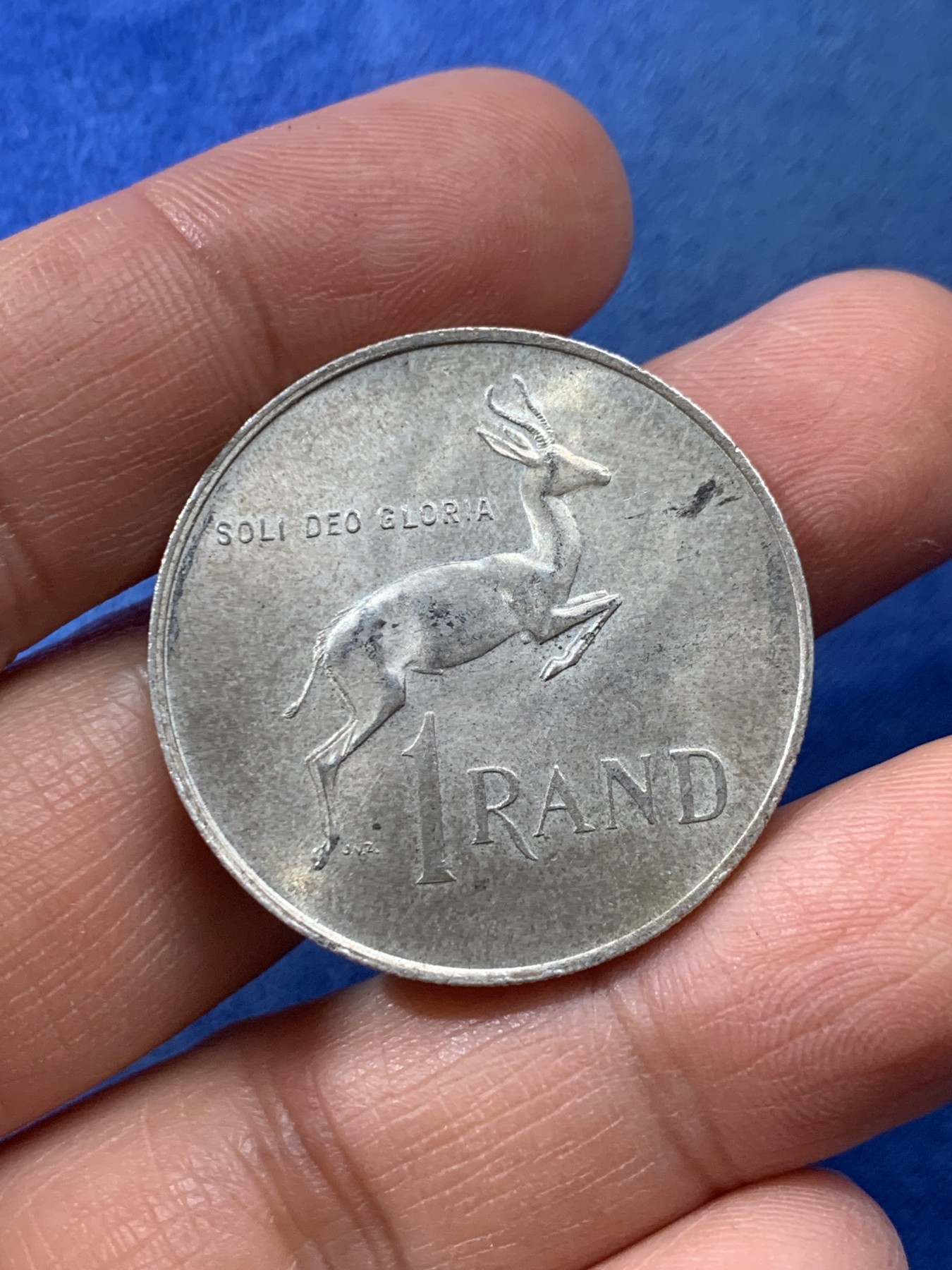 《竞宝斋》第225场-周日，周一，周二 3场 (全场包邮) 1967年南非1兰特纪念亨德里克银币，15克，含银量0.8