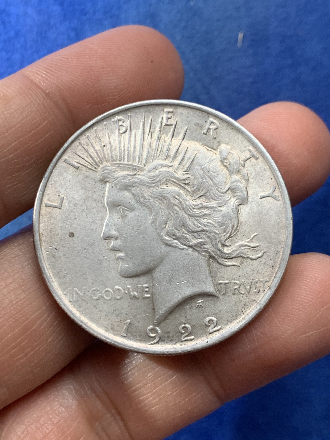 《竞宝斋》第225场-周日，周一，周二 3场 (全场包邮) 美国1922年和平鸽1美元银币