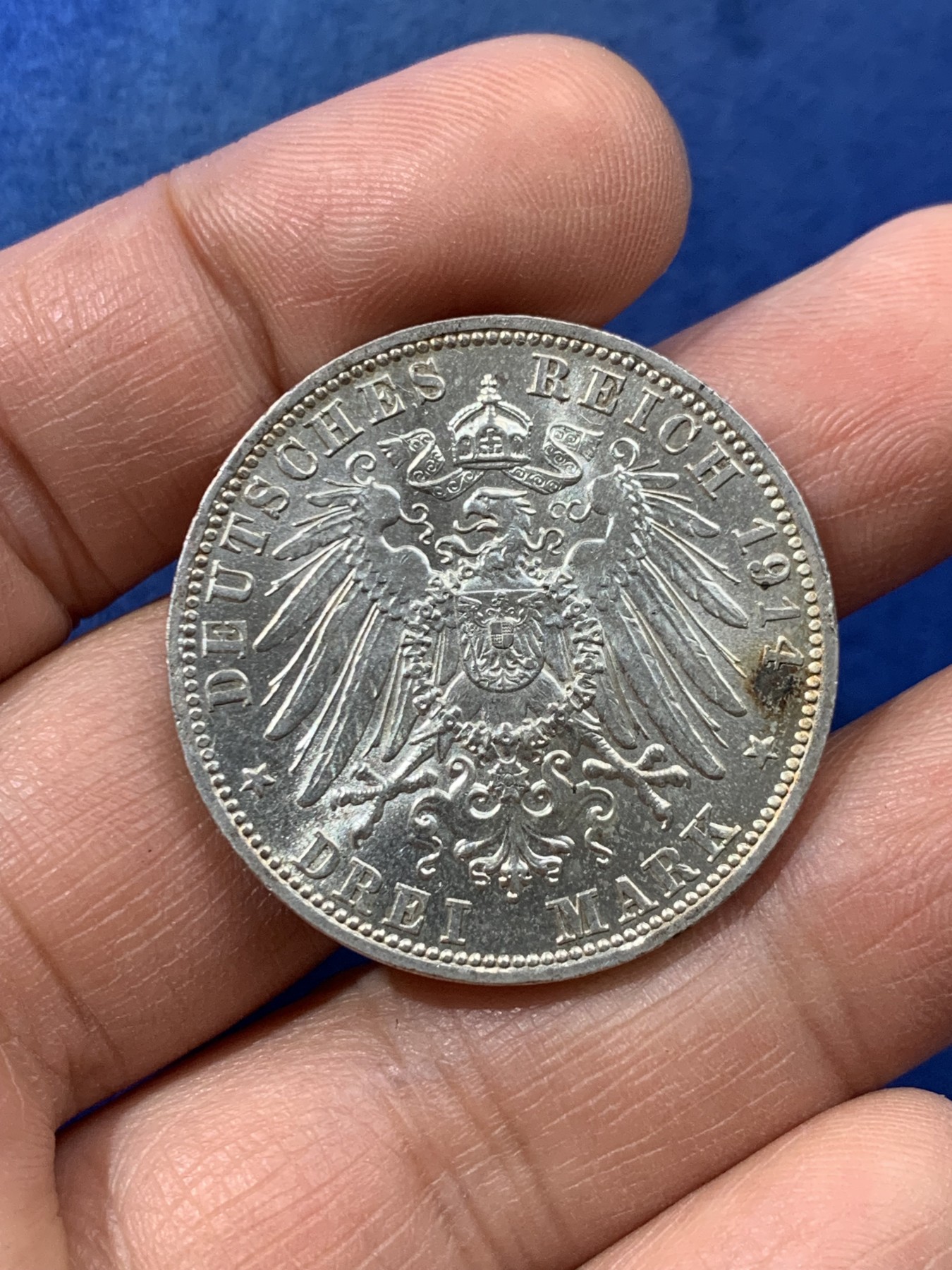 《竞宝斋》第225场-周日，周一，周二 3场 (全场包邮) 德国巴伐利亚路德维希三世3马克银币，原光状态，发行量71.7万枚