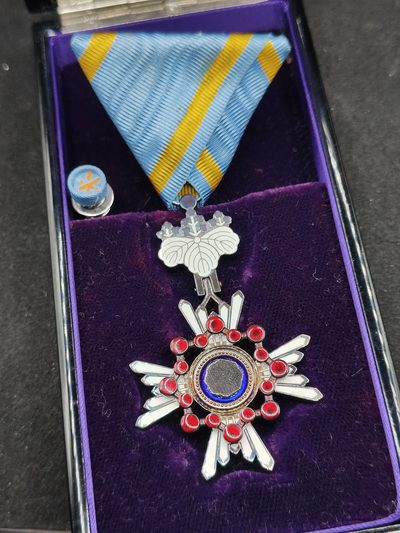 全场0元起拍 第118期 咸鱼国勋章拍卖专场 12月20日（周三）下午6：00开始 - 日本荣典后，瑞宝单光章 银制带略