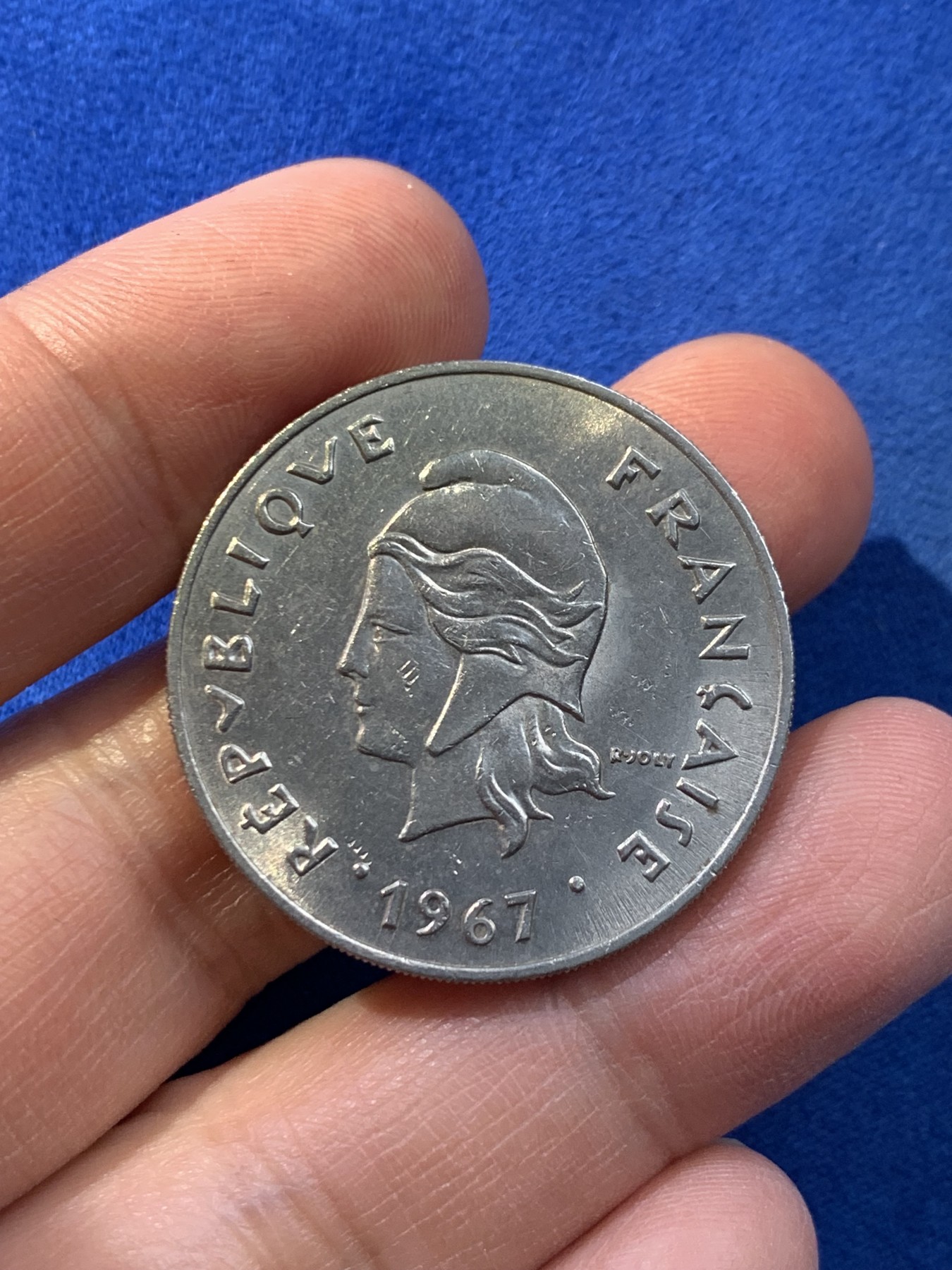 《竞宝斋》第225场-周日，周一，周二 3场 (全场包邮) 1967年法属波利尼西亚50法郎镍币，光好