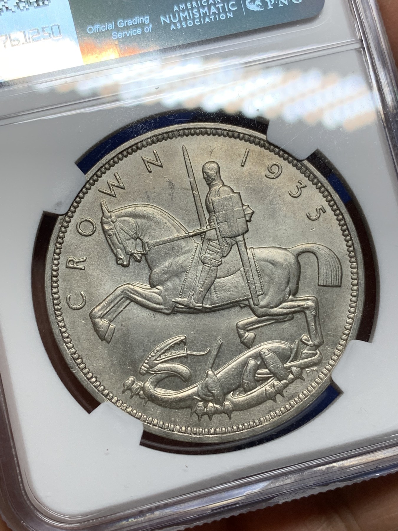 《竞宝斋》第225场-周日，周一，周二 3场 (全场包邮) NGC MS63 英国1935年乔治五世木马剑克朗大银币