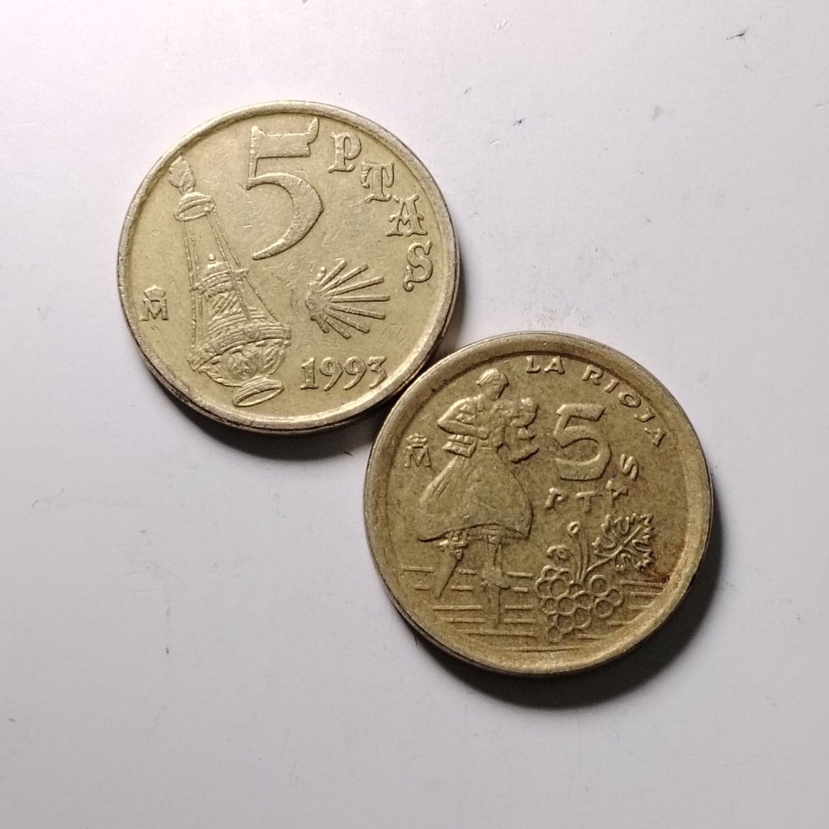 231213 西班牙5比塞塔硬币一组2枚,保真按图发货3909