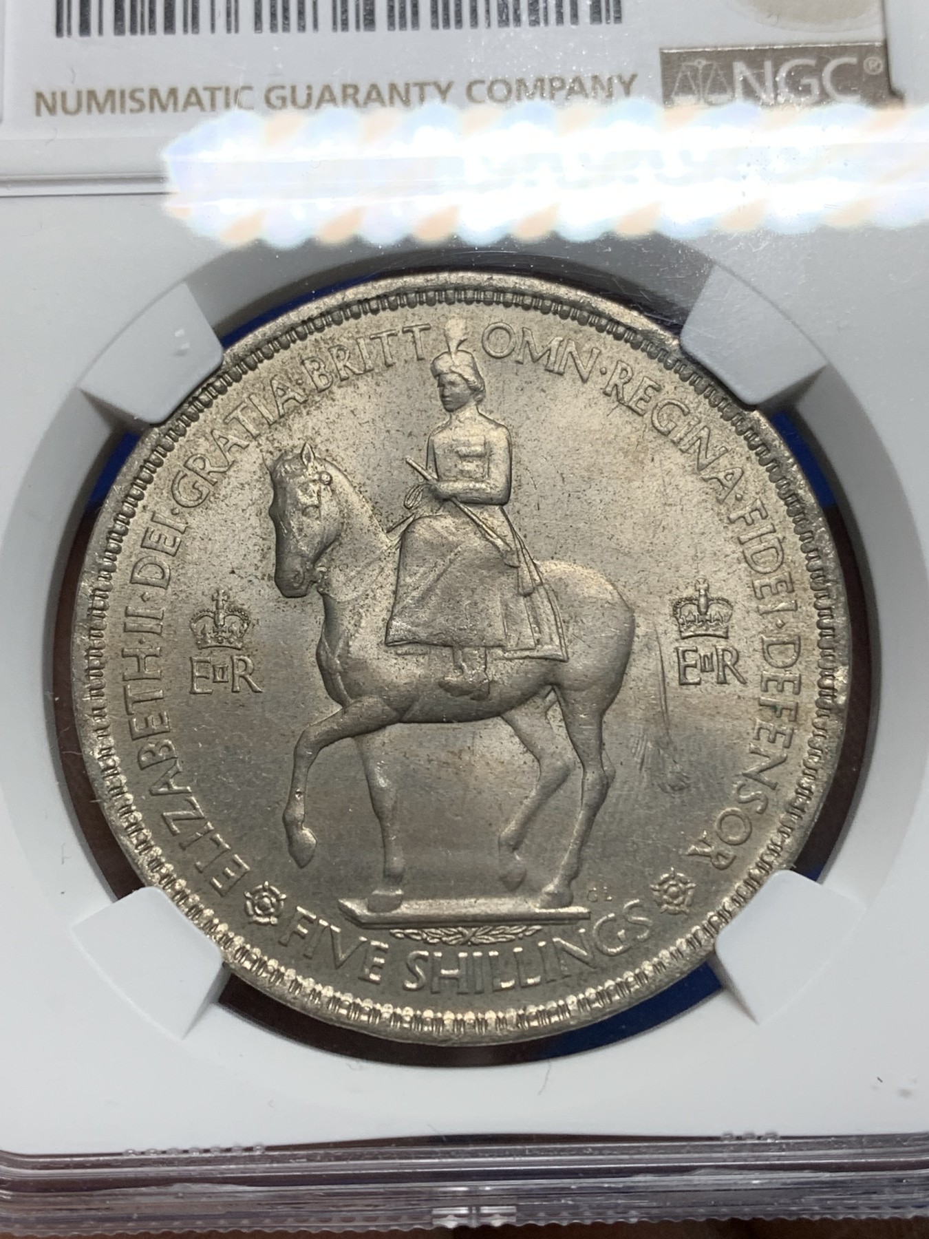 《竞宝斋》第225场-周日，周一，周二 3场 (全场包邮) NGC-MS64 英国1953年 伊丽莎白二世女王加冕登基纪念克朗