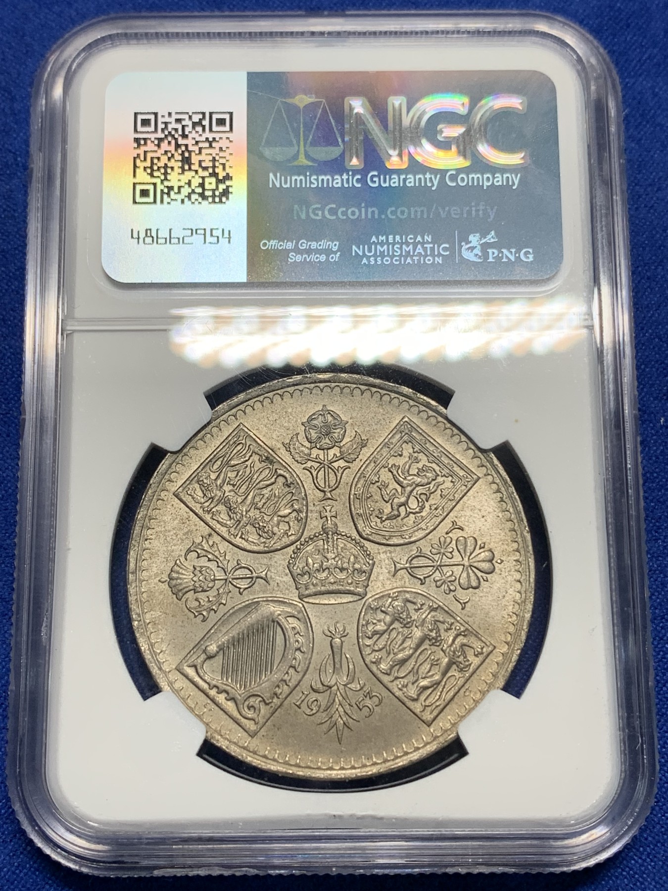 《竞宝斋》第225场-周日，周一，周二 3场 (全场包邮) NGC-MS64 英国1953年 伊丽莎白二世女王加冕登基纪念克朗