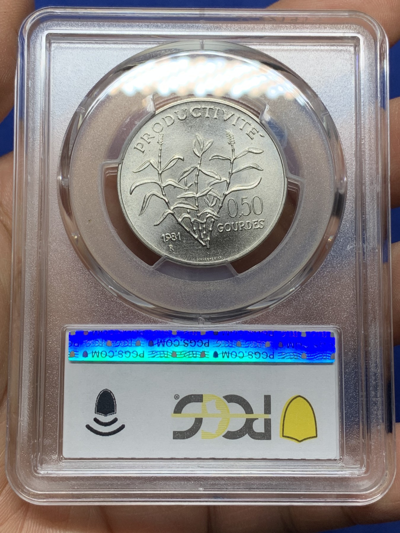 《竞宝斋》第225场-周日，周一，周二 3场 (全场包邮) 4枚一组 PCGS 清年份unc-ms 海地前总统、独裁者 让-克洛德·杜瓦利埃 1981年fao套币