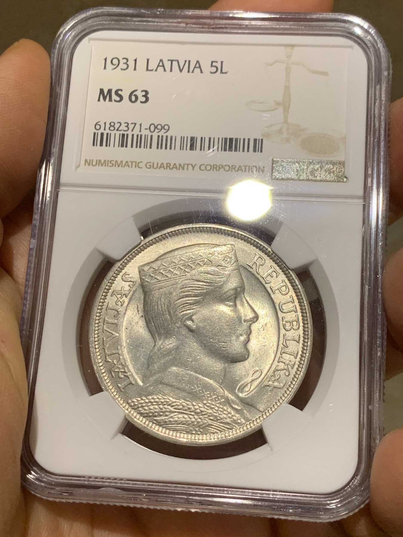 《竞宝斋》第225场-周日，周一，周二 3场 (全场包邮) NGC MS63 拉脱维亚 1931年谷物女神5拉特大银币