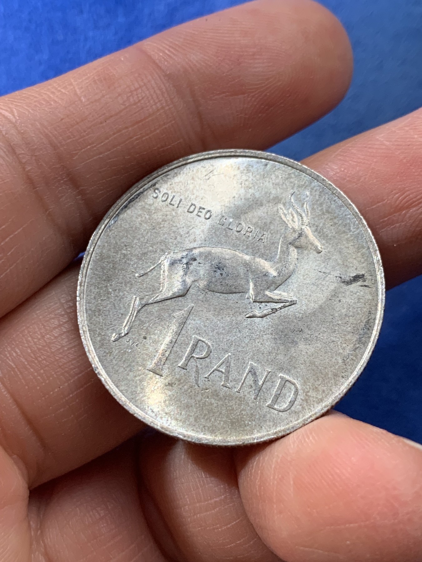 《竞宝斋》第225场-周日，周一，周二 3场 (全场包邮) 1967年南非1兰特纪念亨德里克银币，15克，含银量0.8