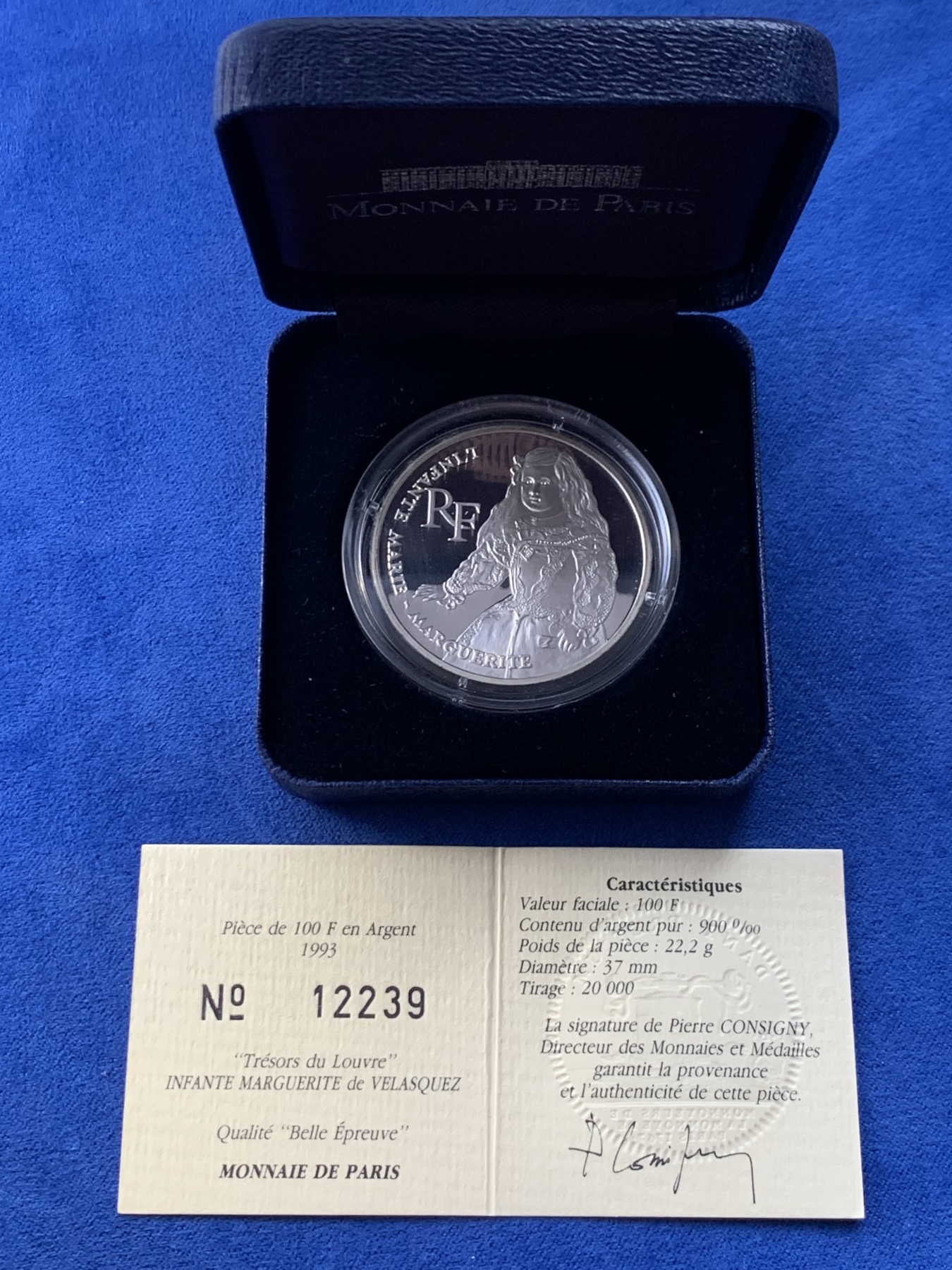 《竞宝斋》第225场-周日，周一，周二 3场 (全场包邮) 法国1993年卢浮宫珍藏系列-玛格丽特公主100法郎精制银币（盒证齐全） 重22.2g 900银 37mm 发行20000