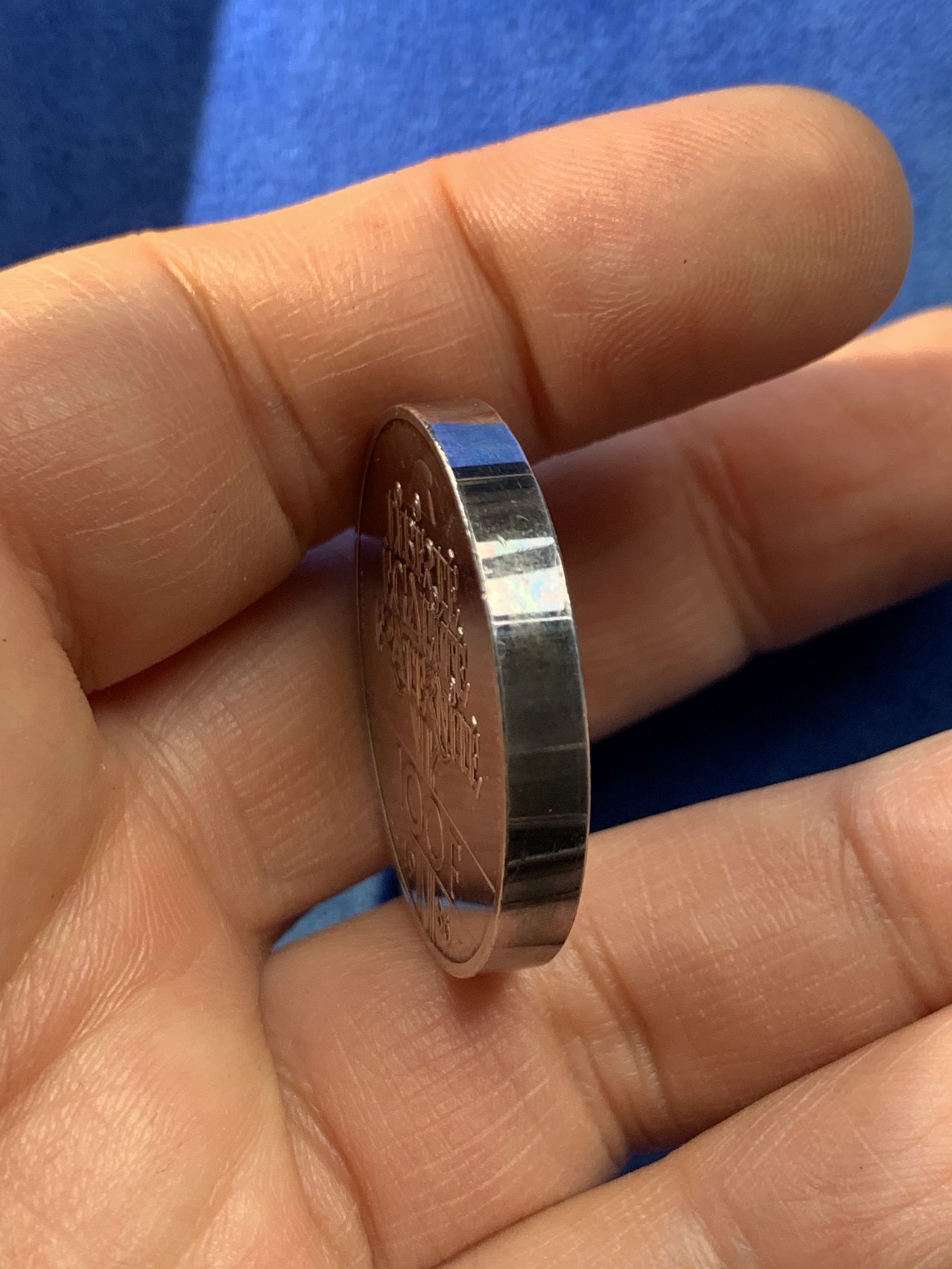 《竞宝斋》第225场-周日，周一，周二 3场 (全场包邮) 1986年自由女神100法郎银币 30克加重版