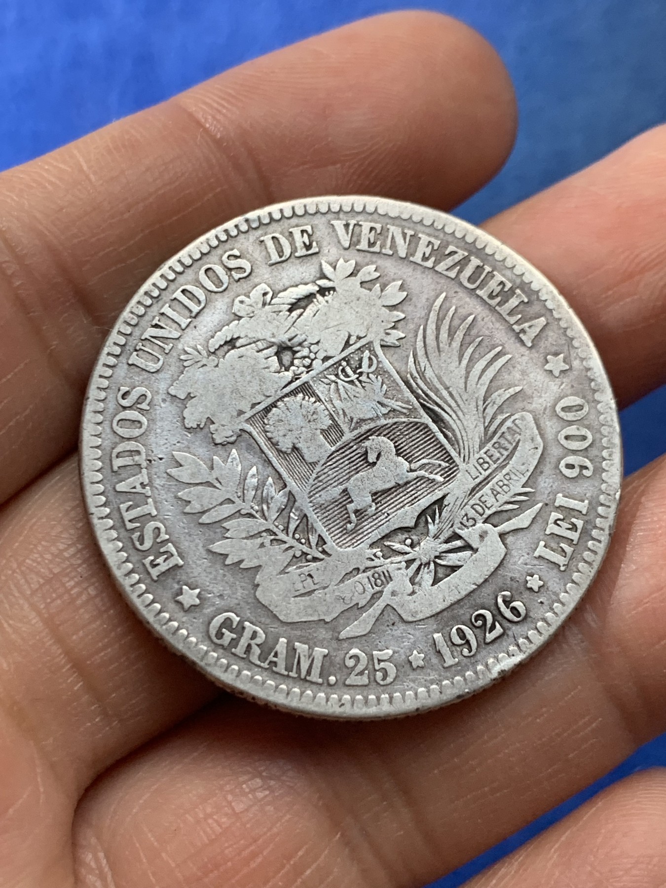 《竞宝斋》第225场-周日，周一，周二 3场 (全场包邮) 1926年委内瑞拉5玻利瓦尔大银币，25克，含银量0.9