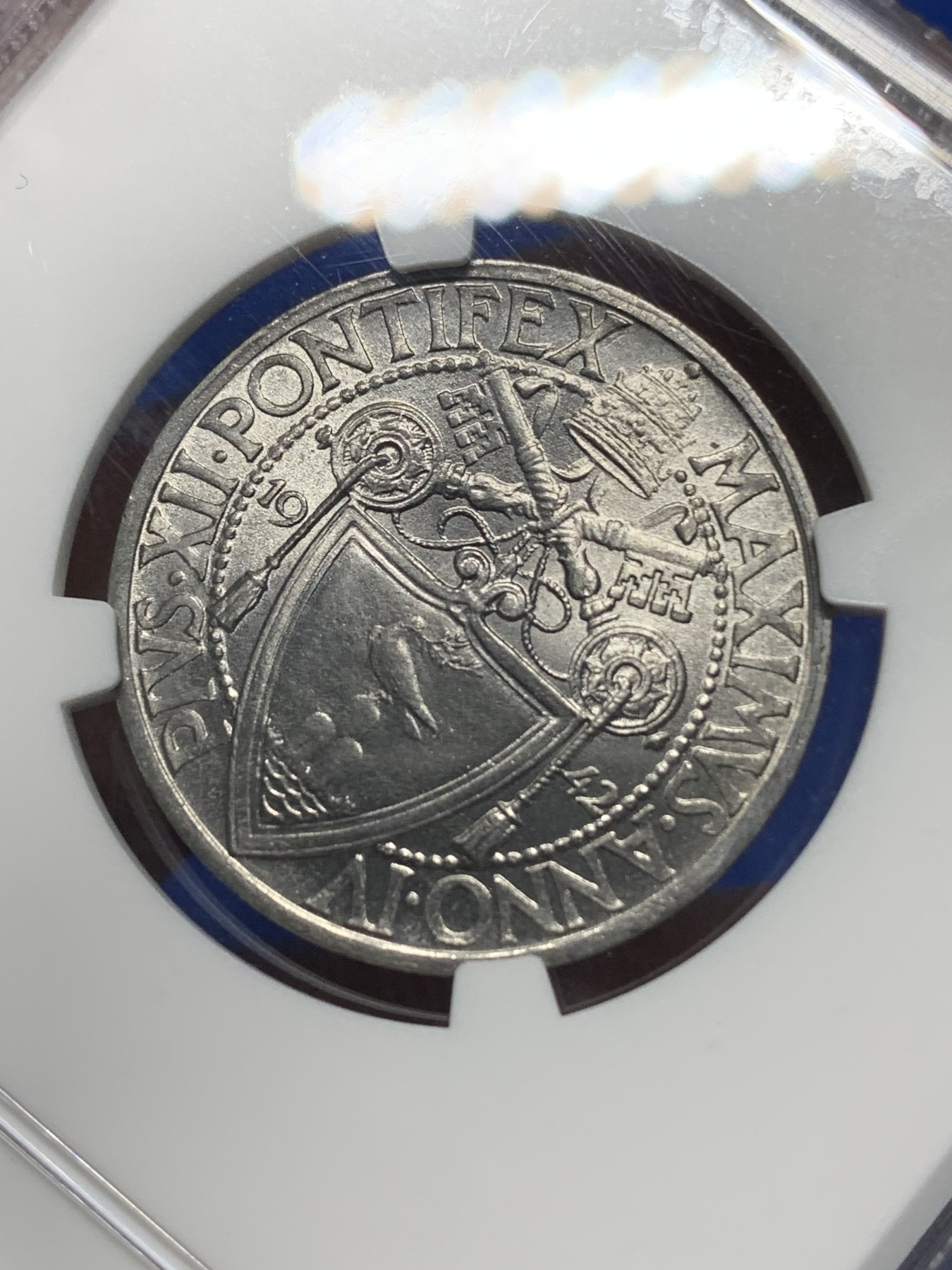 《竞宝斋》第225场-周日，周一，周二 3场 (全场包邮) NGC-MS66 梵蒂冈1942年1里拉镍币，亚军分高分，喜欢的不要错过了