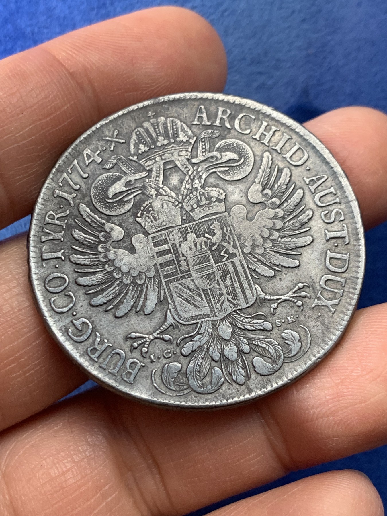 《竞宝斋》第225场-周日，周一，周二 3场 (全场包邮) 奥地利1774年1泰勒大银币 少见ICSK版原铸大奶妈