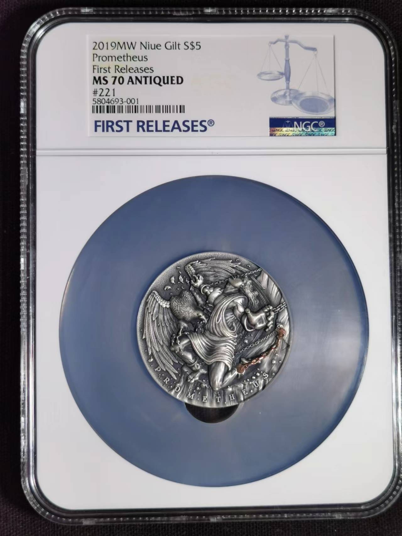 刘世昌艺术品销售中心～虎踞龙蟠*金杨在线联拍群第509期 纽埃2019年古代神话系列～普罗米修斯高浮雕仿古纪念银币【首期蓝标】（NGC MS70 ANT 串号：5804693-001）1枚，原盒证。