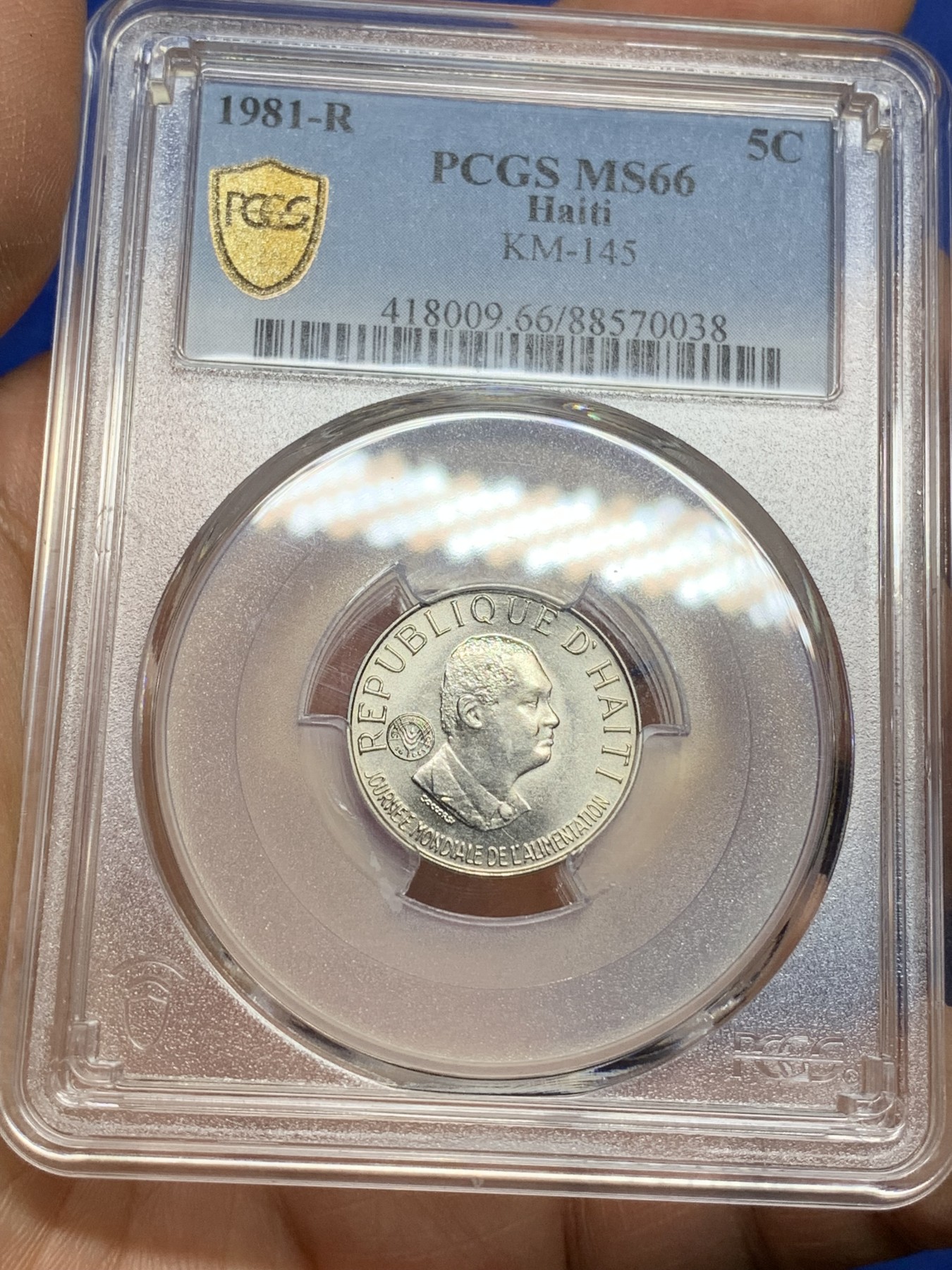 《竞宝斋》第225场-周日，周一，周二 3场 (全场包邮) 4枚一组 PCGS 清年份unc-ms 海地前总统、独裁者 让-克洛德·杜瓦利埃 1981年fao套币