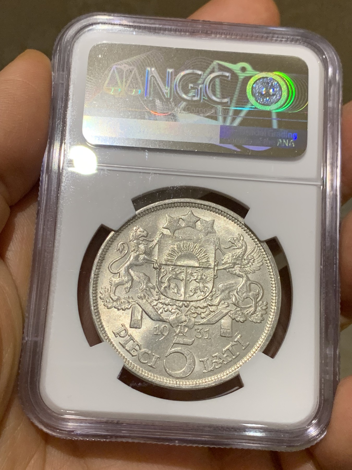 《竞宝斋》第225场-周日，周一，周二 3场 (全场包邮) NGC MS63 拉脱维亚 1931年谷物女神5拉特大银币