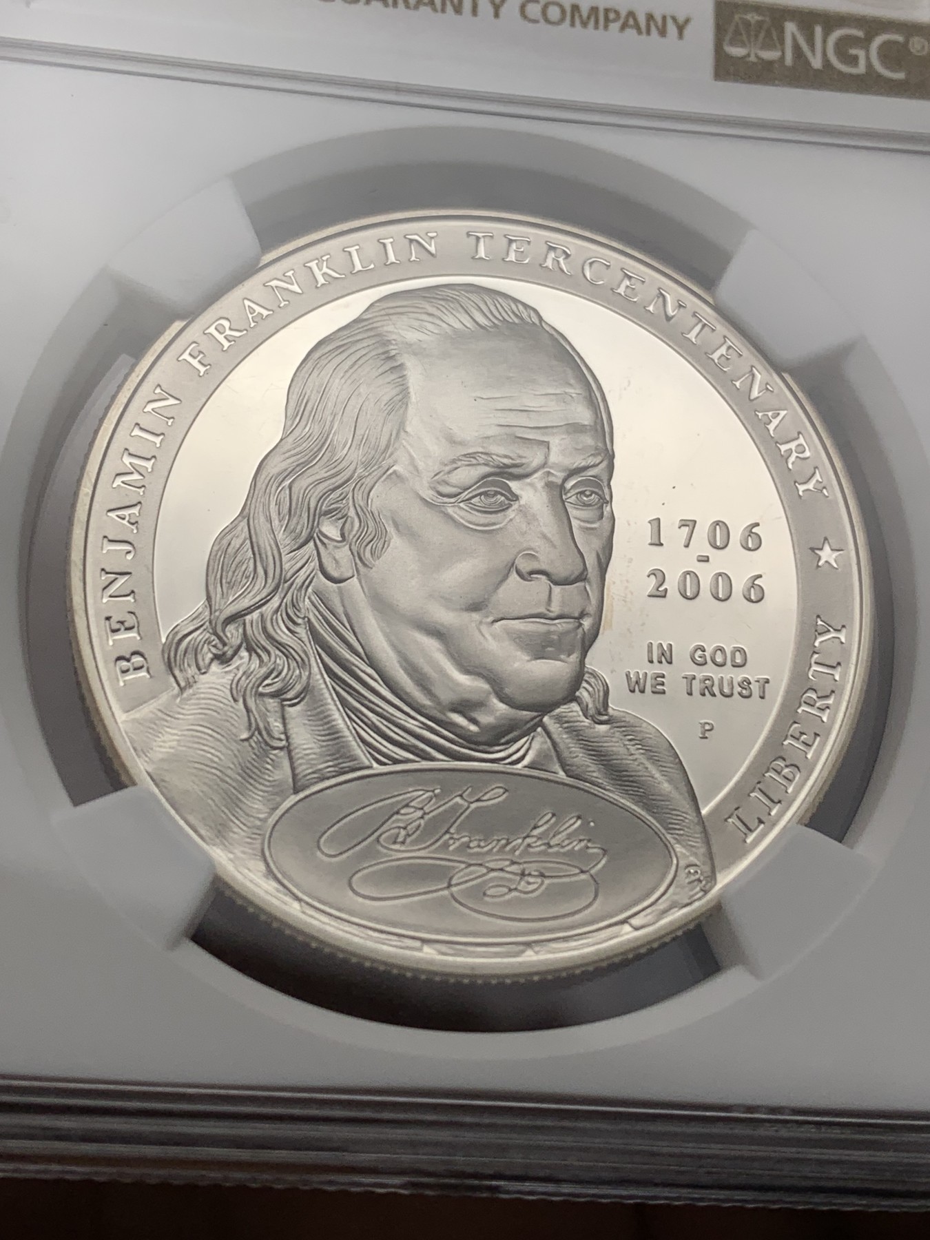 《竞宝斋》第225场-周日，周一，周二 3场 (全场包邮) NGC PF69UC 美国2006年富兰克林1美元大银币