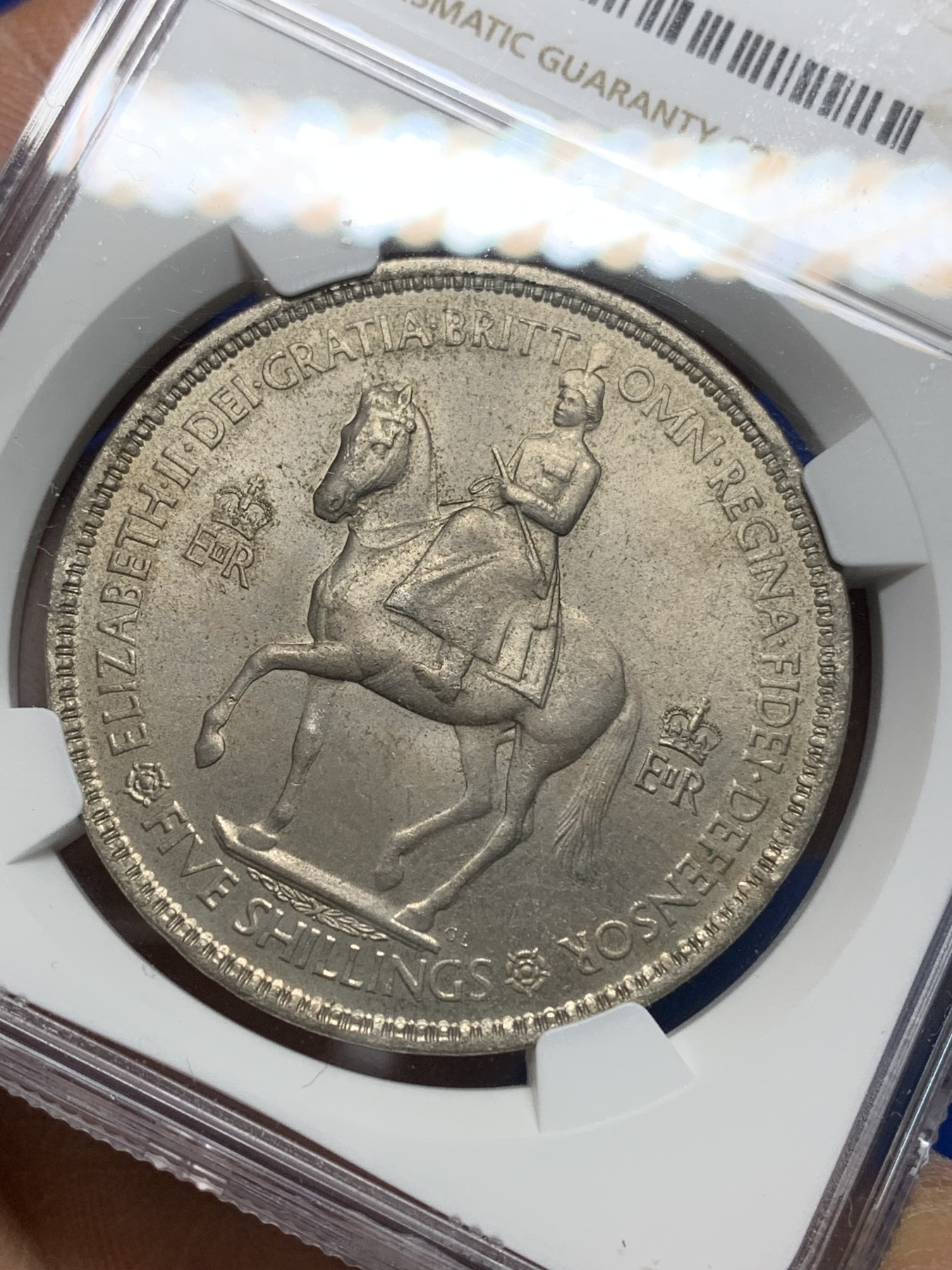 《竞宝斋》第225场-周日，周一，周二 3场 (全场包邮) NGC-MS64 英国1953年 伊丽莎白二世女王加冕登基纪念克朗