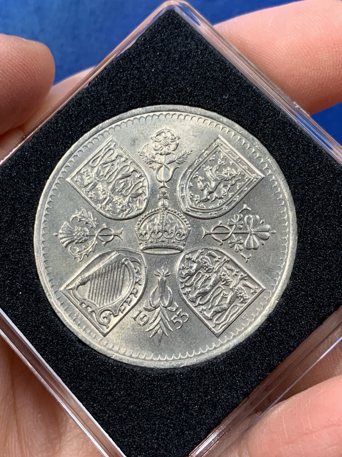 《竞宝斋》第225场-周日，周一，周二 3场 (全场包邮) 英国1953伊丽莎白女王加冕元年纪念5先令镍币 38.61mm