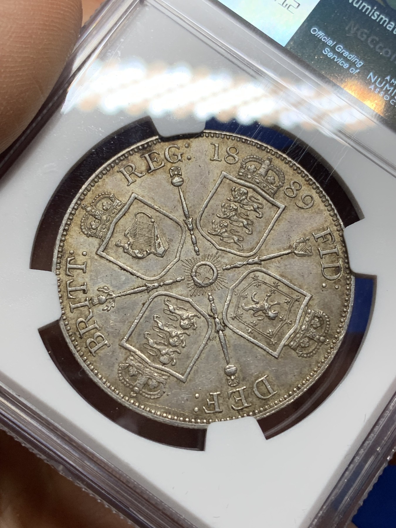 《竞宝斋》第225场-周日，周一，周二 3场 (全场包邮) NGC-MS61 1889年英国维多利亚女王双福林银币