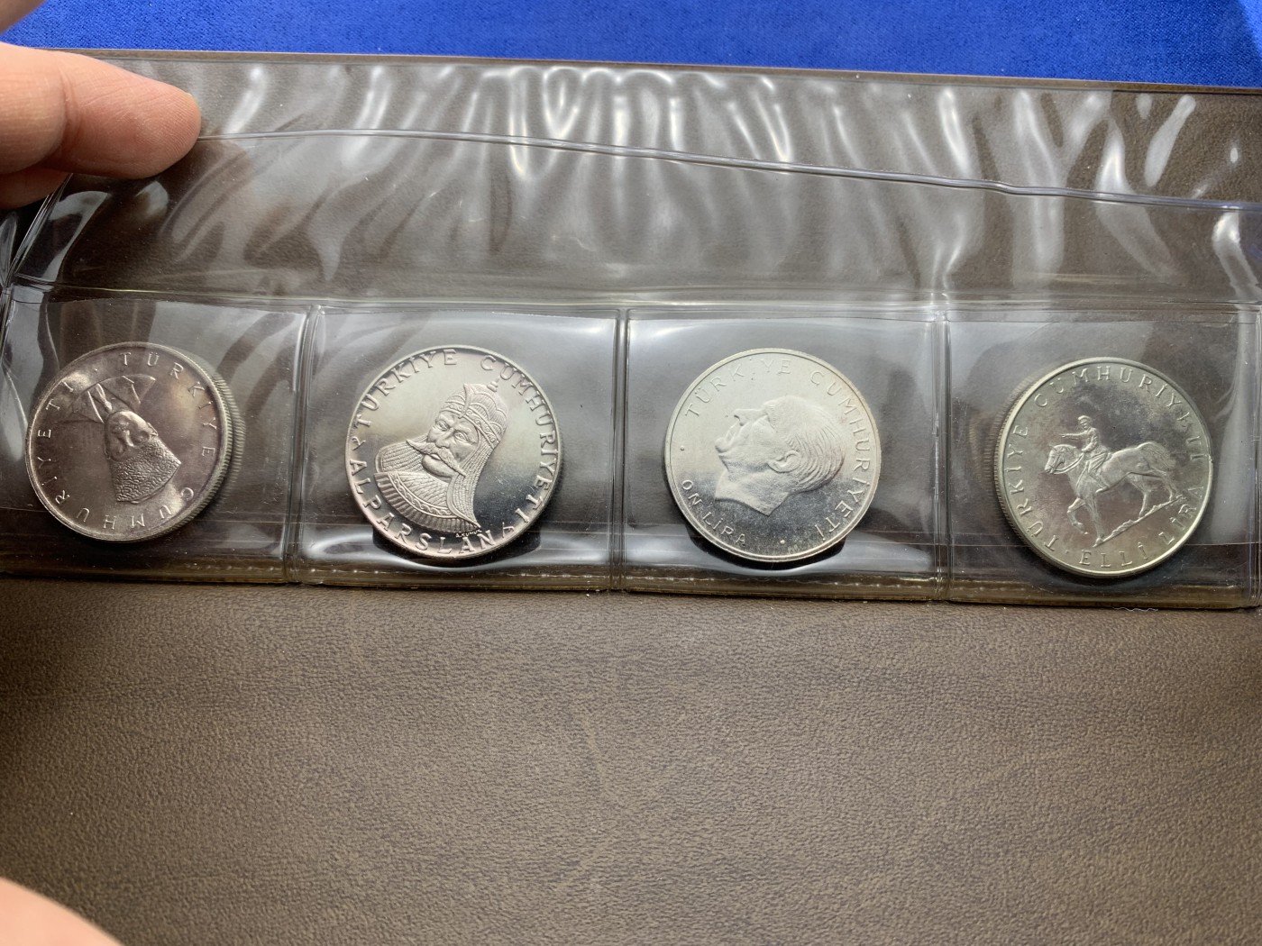 《竞宝斋》第225场-周日，周一，周二 3场 (全场包邮) 土耳其4枚原装银币大钱包