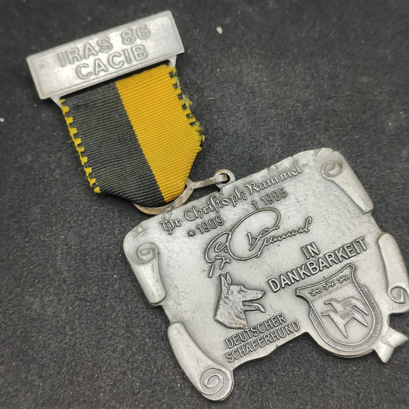 全场0元起拍 第118期 咸鱼国勋章拍卖专场 12月20日（周三）下午6：00开始 西德纪念章