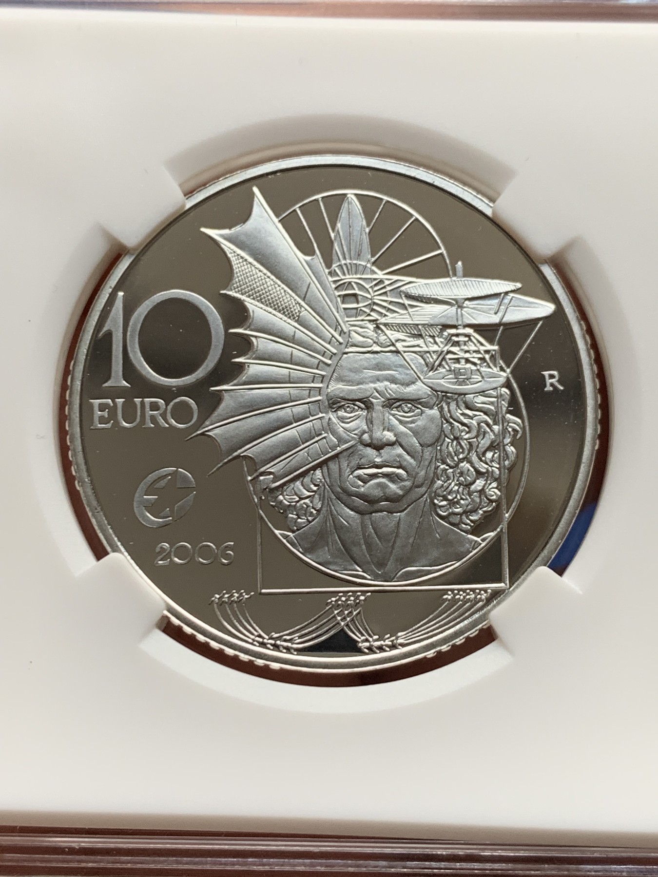 《竞宝斋》第225场-周日，周一，周二 3场 (全场包邮) 意大利2006年欧洲之星达芬奇10欧精制银币 重22g 925银 34mm 发行25000枚