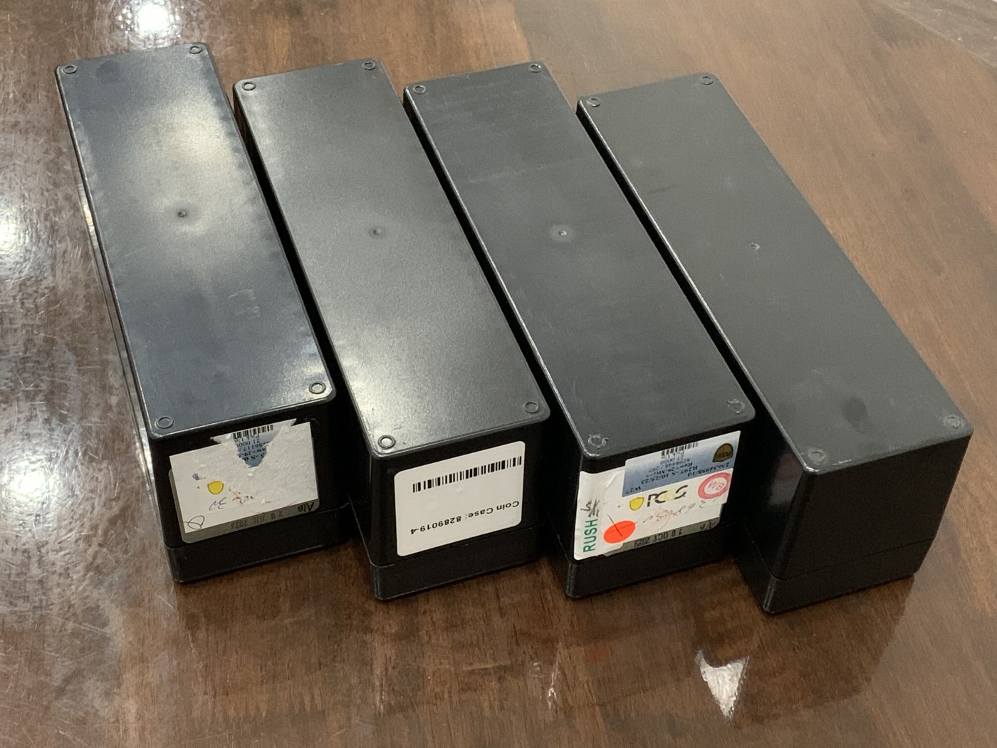 《竞宝斋》第225场-周日，周一，周二 3场 (全场包邮) PCGS原装评级币的收纳盒子 一个可放20枚币 四个一组 收藏必备