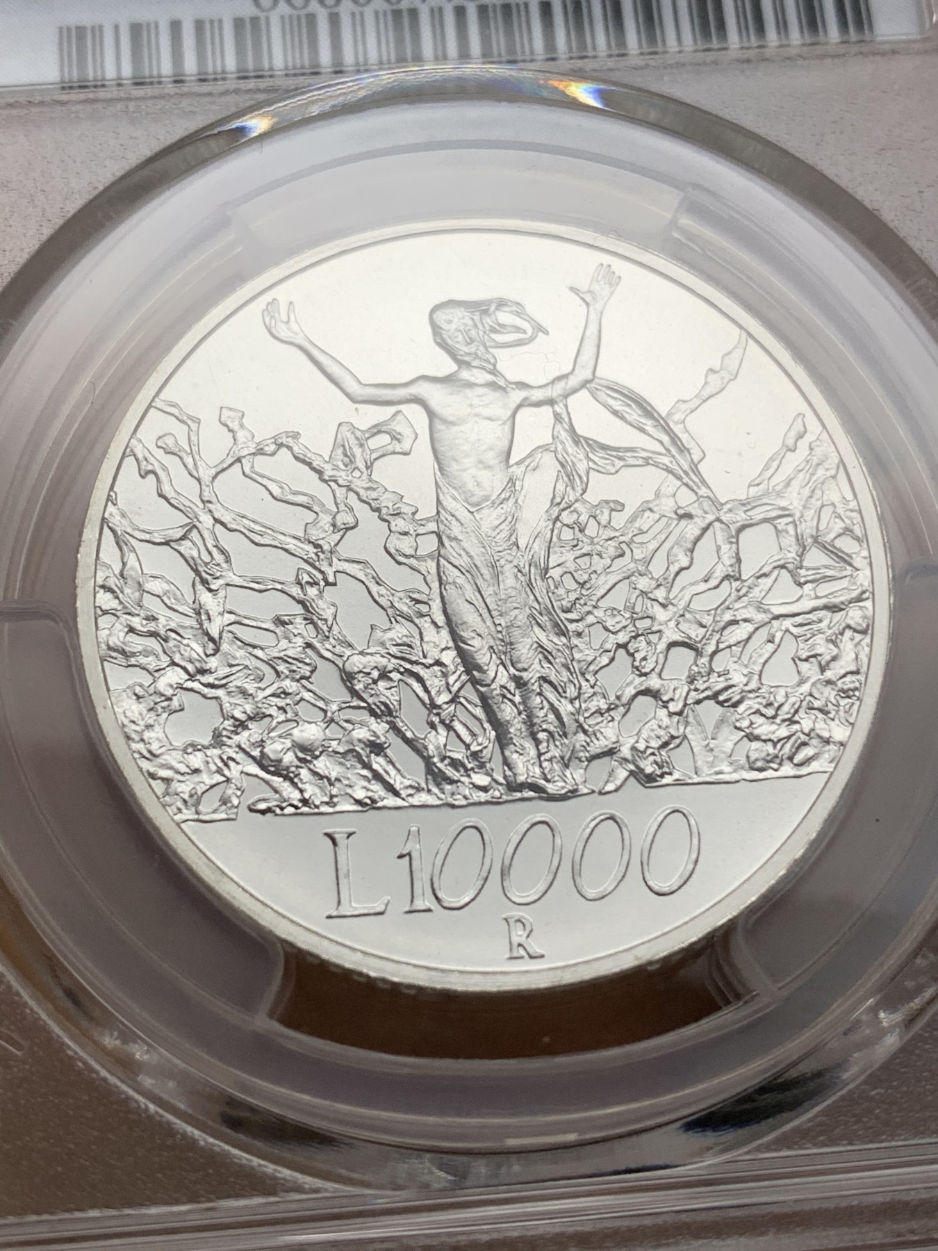 《竞宝斋》第225场-周日，周一，周二 3场 (全场包邮) PCGS-MS68 意大利2000年 10000里拉银币 张开双臂的人