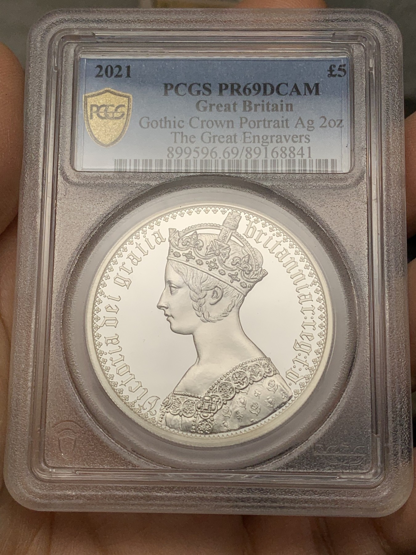 《竞宝斋》第225场-周日，周一，周二 3场 (全场包邮) PCGS-PR69DCAM 英国 2021年 维多利亚哥特肖像5英镑加厚精制银币 2盎司 发行量3750枚