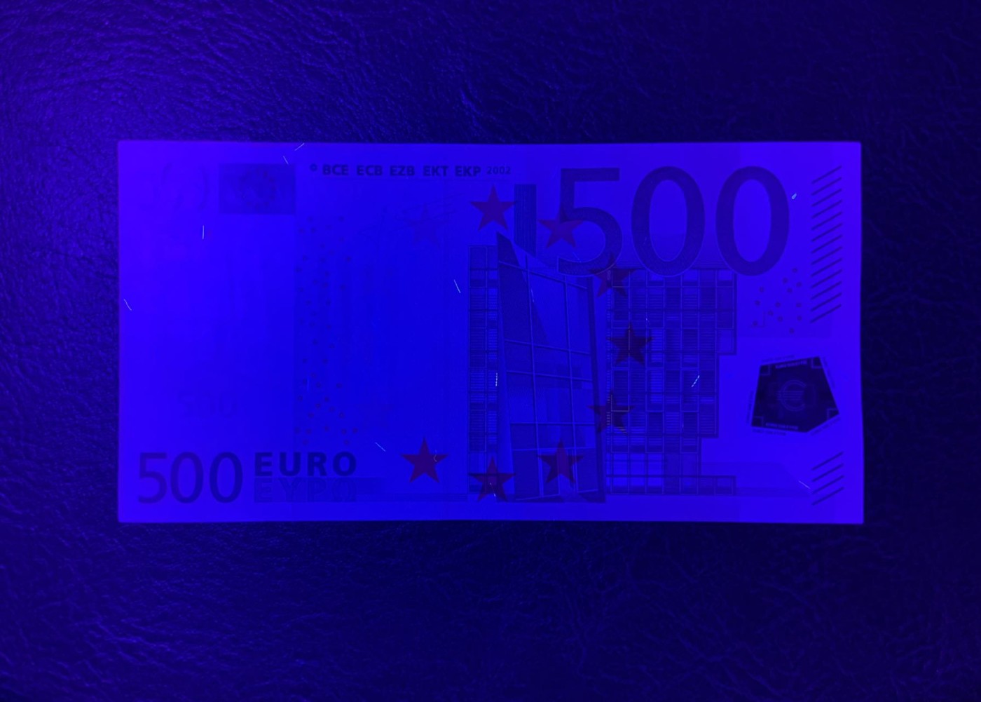 收藏联盟Quantum Auction 第312期拍卖  欧盟国家德国2002年500欧元 品相UNC 边角微瑕 已经停止发行并逐渐回收