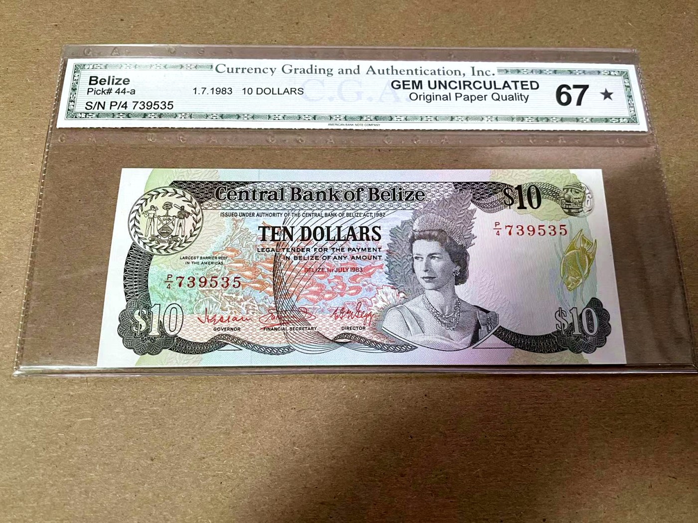 【Blue Auction】✨世界纸币精拍第408期【精】 伯利兹 1983年10元 CGA67EPQ星星 女王 纸币凹凸感佳居中好 无折无斑 配得上这分数
