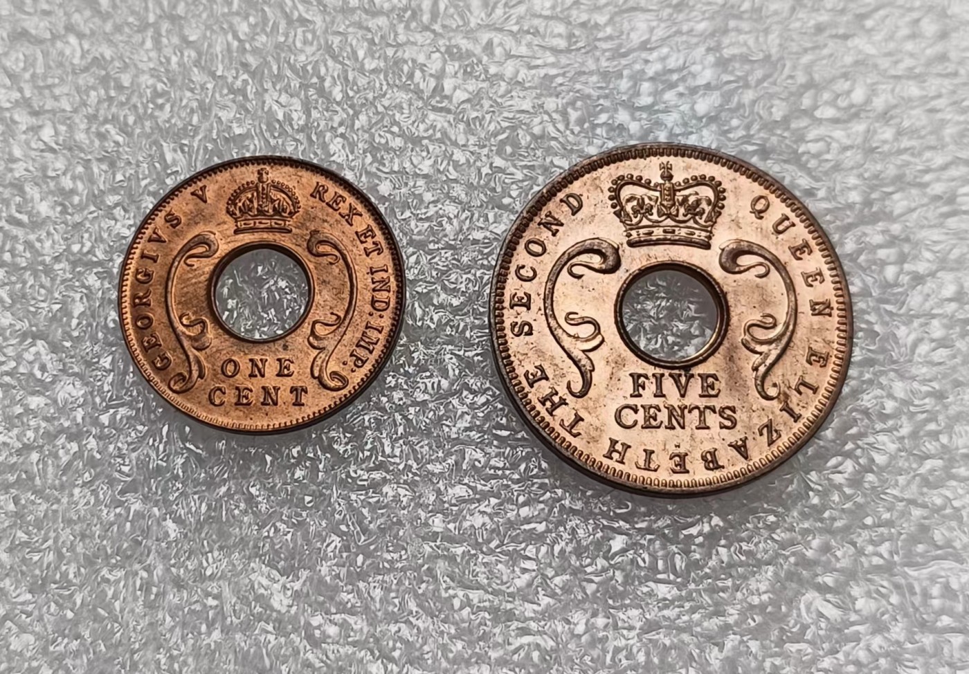 瓶子🏺第122期拍卖会 英属东非1930-1957年1-5分硬币 原光中孔铜币 皇冠