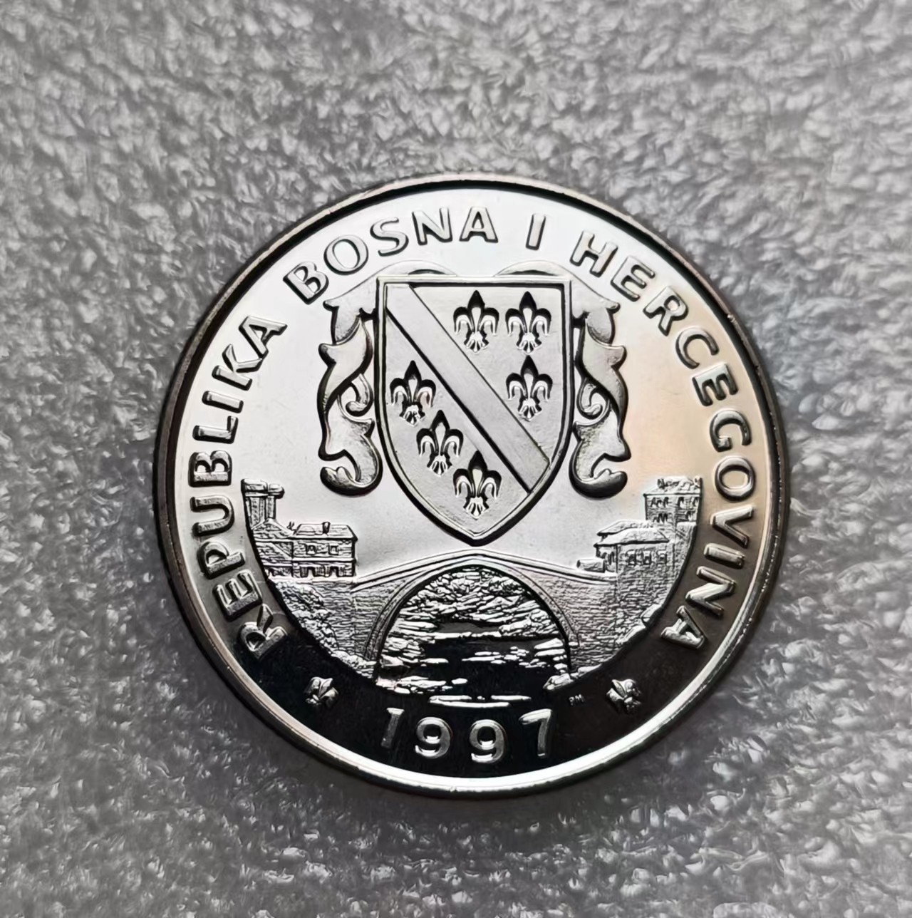 瓶子🏺第122期拍卖会 波黑1997年世界名马系列 阿拉伯马1索仁纳克朗币