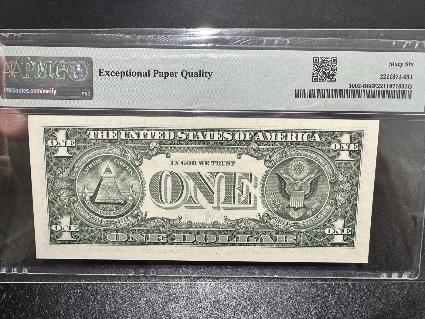 《外钞收藏家》第三百二十三期 2013年美国1美元 PMG66 豹子号000