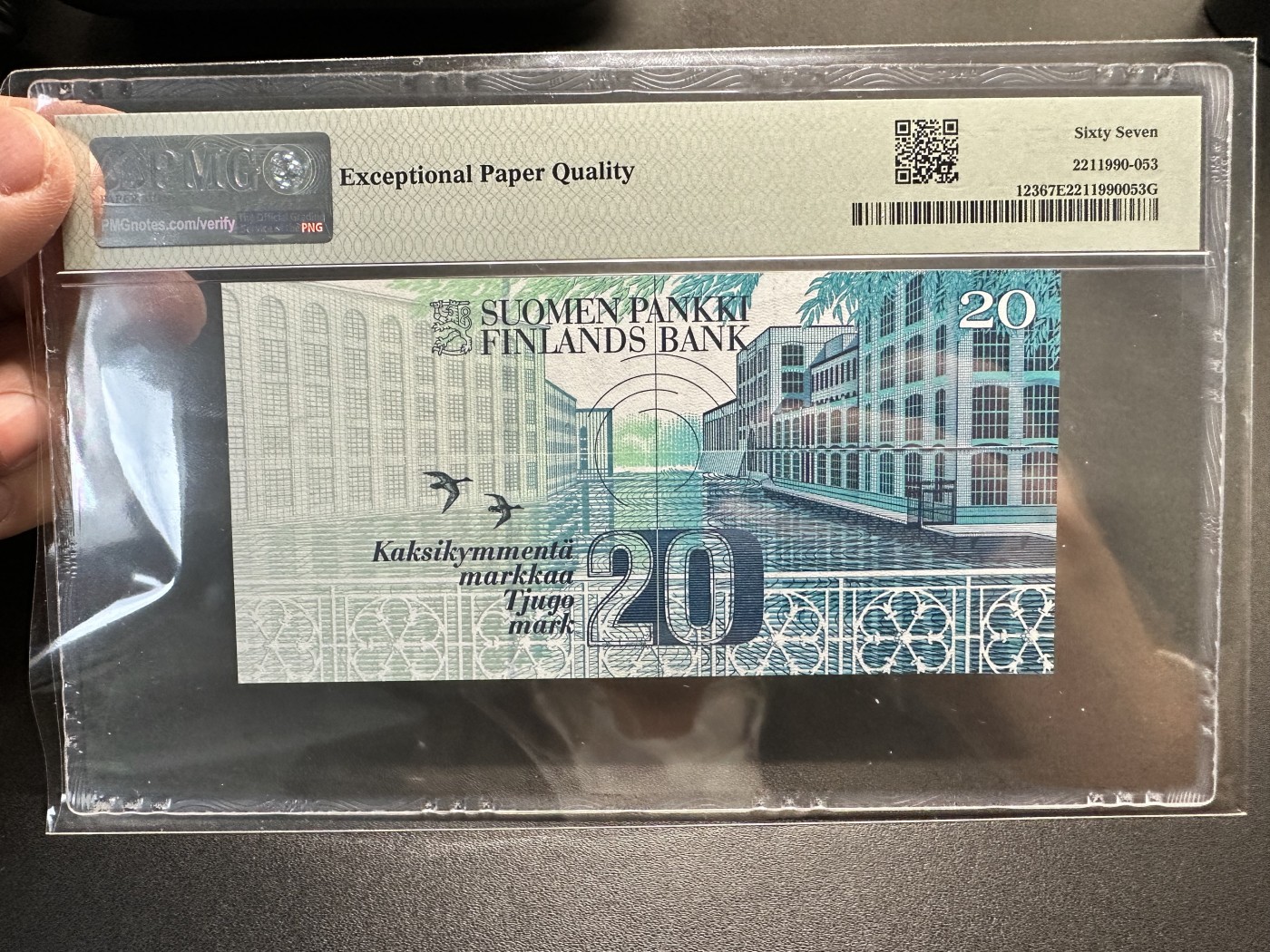 《外钞收藏家》第三百二十三期 1993年芬兰20马克 无47 PMG67