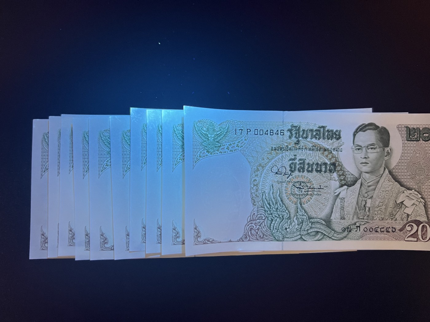 🌗乐淘淘世界纸币拍卖精品场 第35期🌓 【刀拆十连】泰国1971年纸币十张 20泰铢 龙舟 部分边缘有斑 UNC