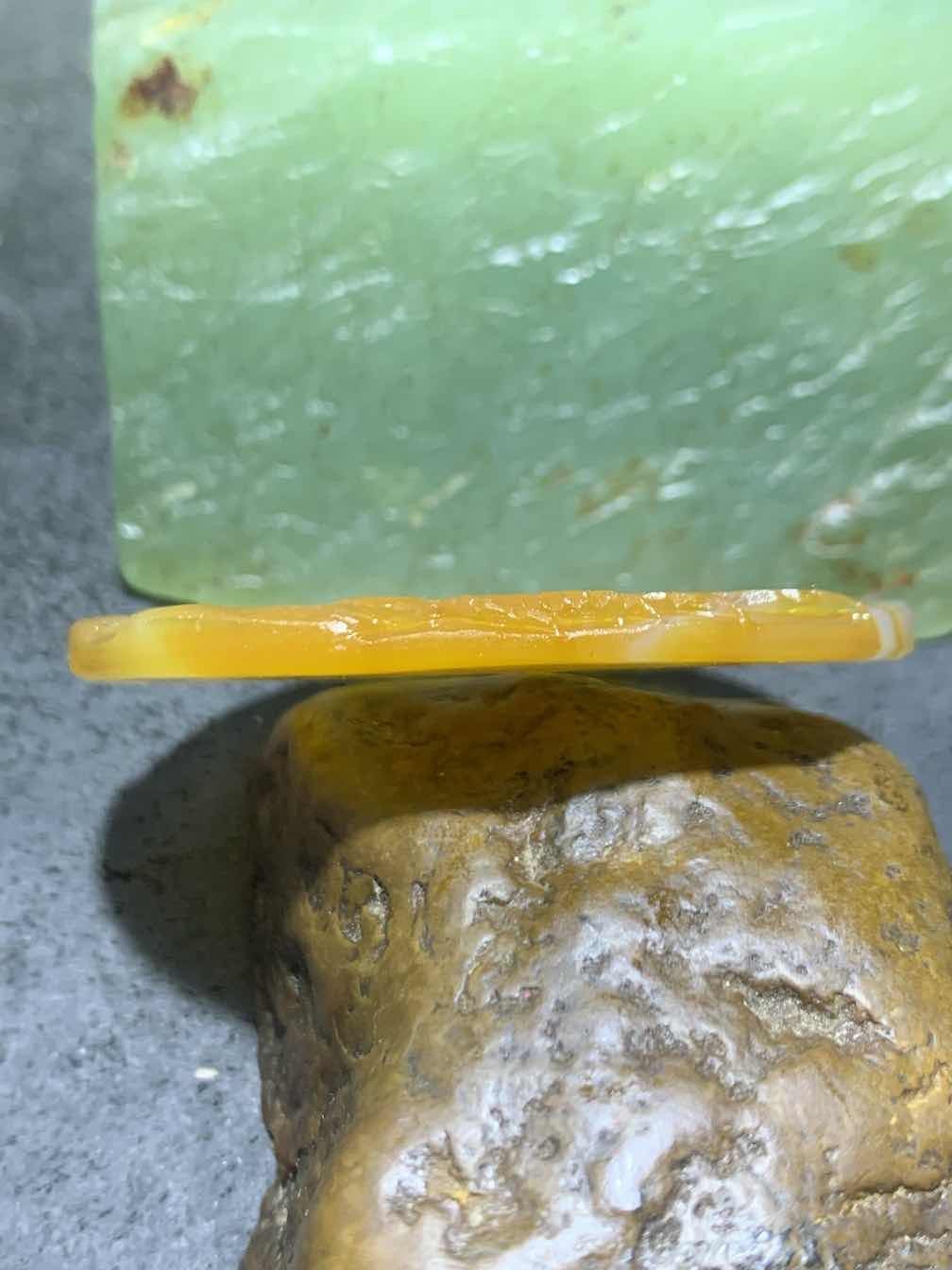 精美亚光冰飘高玉化巴西玛瑙手工俏色巧雕九尾灵狐牌子一个
