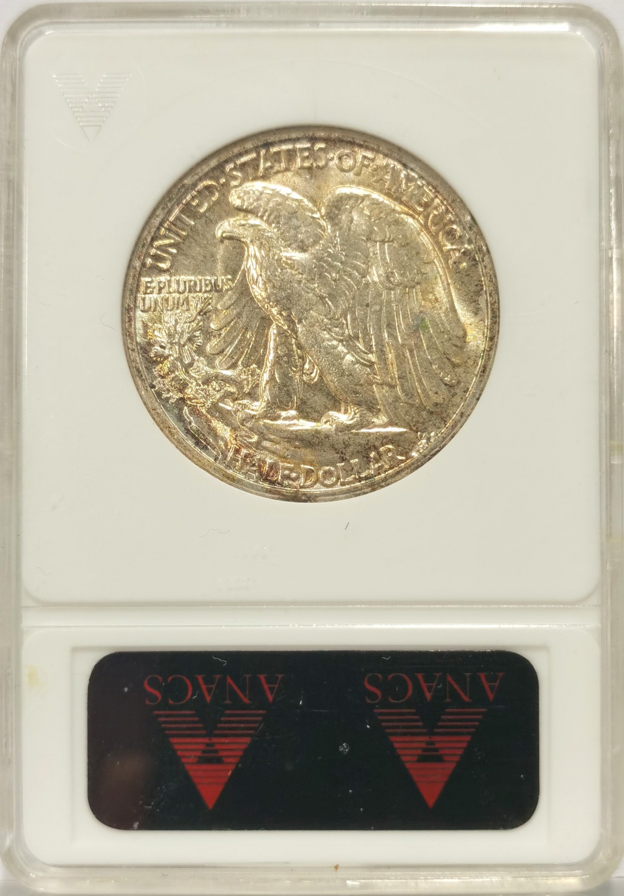 博洋堂世界钱币拍卖第057期（全场包邮） 1942年美国行走女神半美元银币绝版经典小白盒ANACS-MS63，原汁原味淡彩老包浆，币面清爽干净又漂亮，打制精美，银光闪闪。ANACS绝版经典小白盒，以前许多小白盒换N，P升一级比比皆是，小白盒的品质保证很值得信赖，盒子本身就是古董级别的收藏品