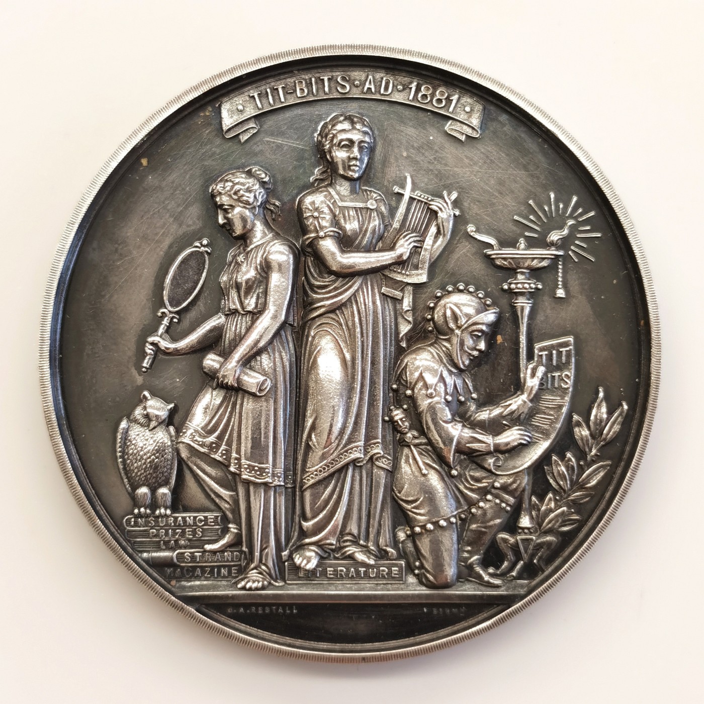 博洋堂世界钱币拍卖第099期（全场包邮） 1901年英国Tit-Bits大奖赛纪念银章 实发银章 底板干净 几乎无丝痕 镜面效果佳 原盒原品 直径57mm 重量87克
