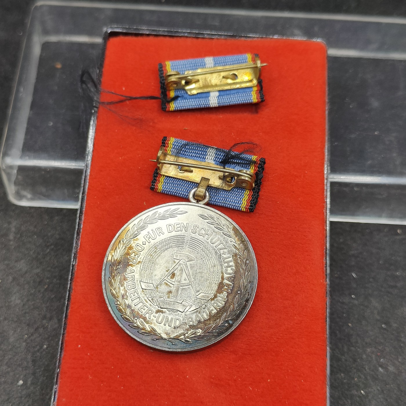 全场0元起拍 第119期 咸鱼国勋章拍卖专场 12月24日（周日）下午6：00开始 东德胡费兰医学奖章