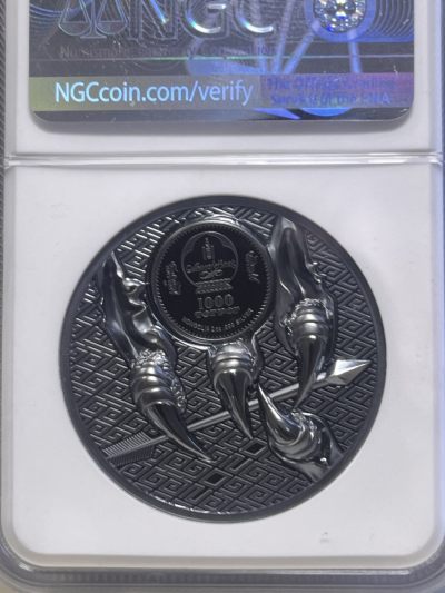【海寧潮A】蒙古2021雄鹰2盎司双面高浮雕黑银币NGC-PF70首期蓝标无盒无证书原价3200元